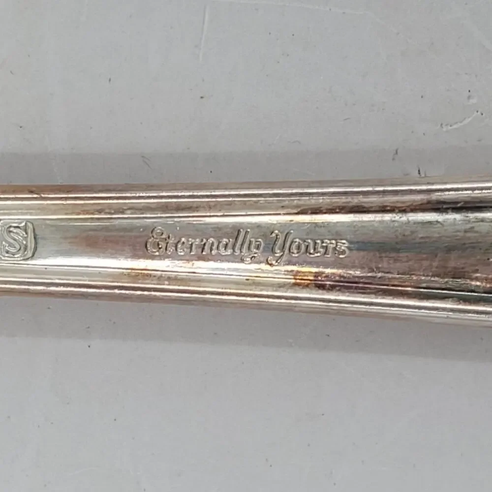 Rogers Brothers Silver Plate Eternally Yours Coquette Serving Fork‎